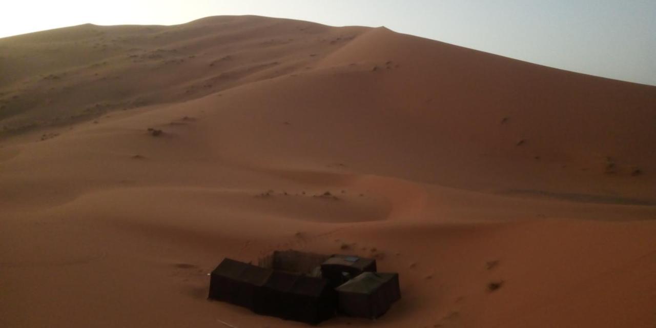 Hotel Gambi Camp Adrouine Exterior foto